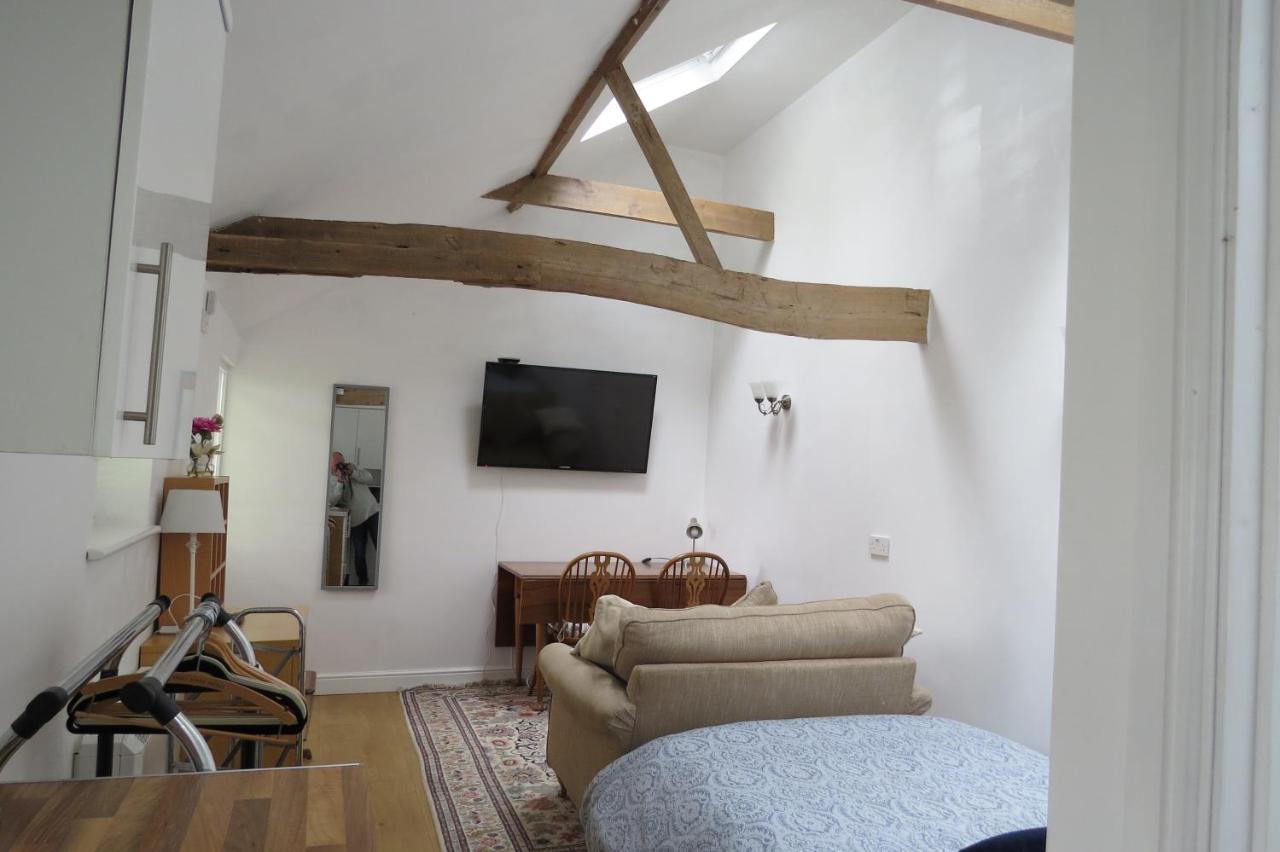 The Old Stables, Whitehall Farmhouse, Oakington Cambridge  Ngoại thất bức ảnh